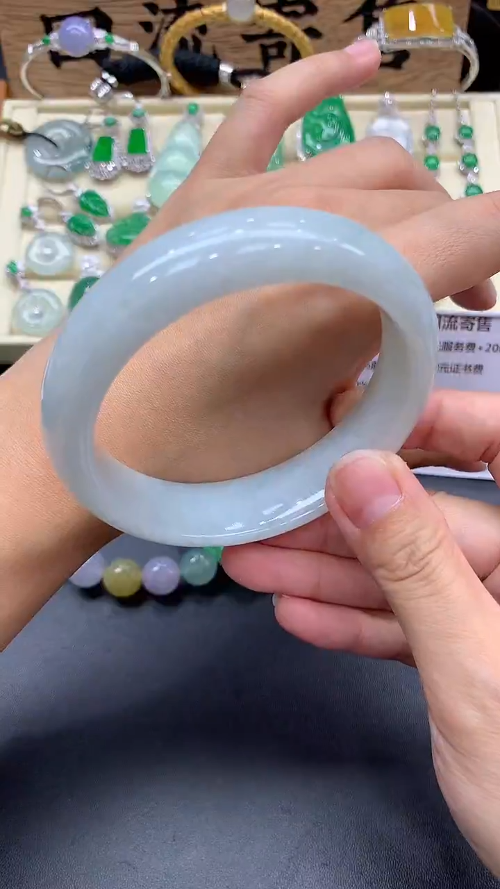 【闪购商品】翡翠手镯未镶嵌377-多人