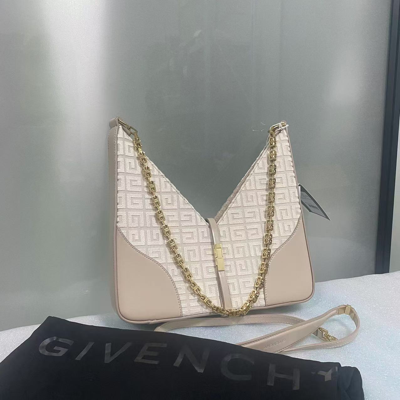95新 Givenchy/纪梵希 乱乱子中古/女士/单肩包/87592