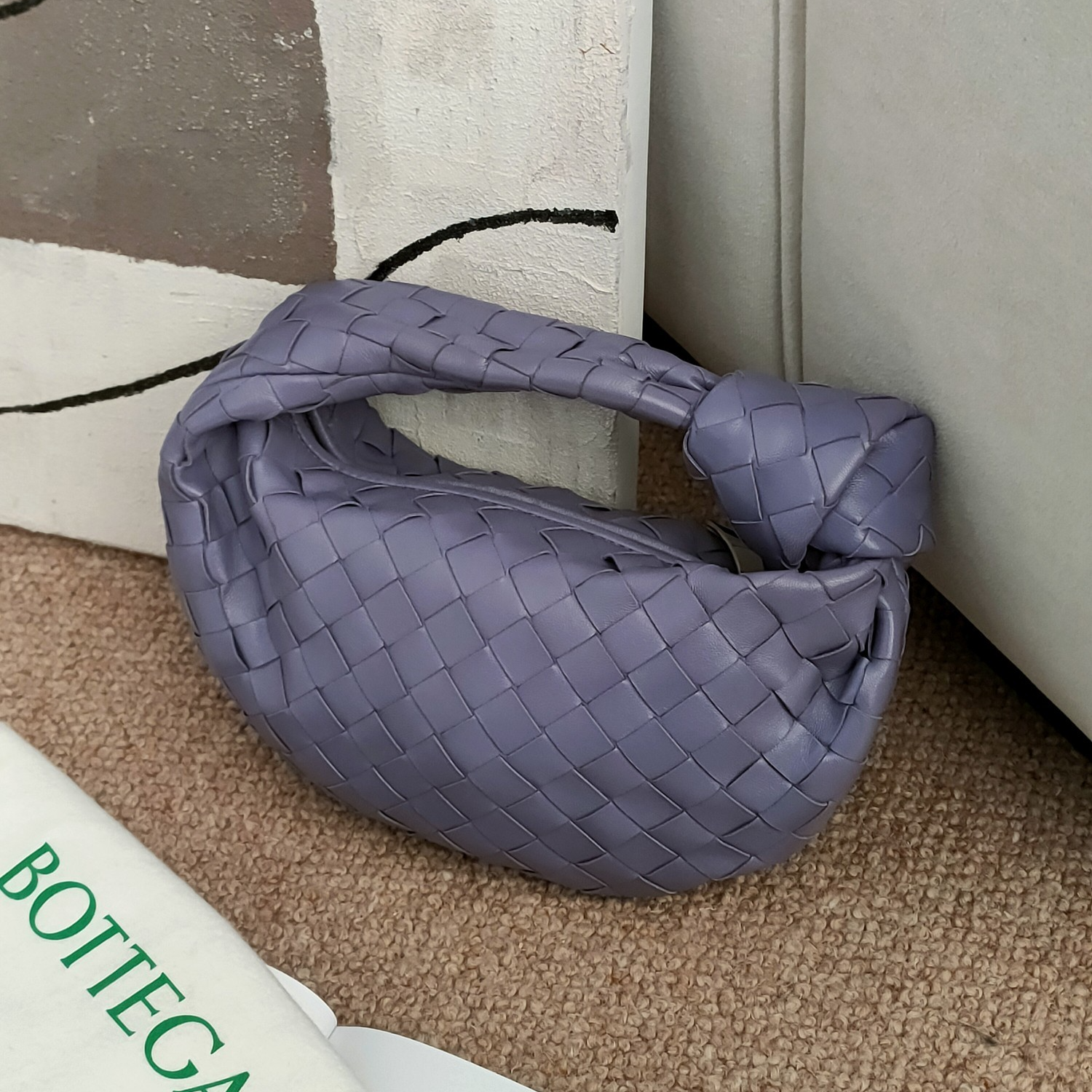 95新  Azul中古-BV 紫色羊皮jodie mini二代手提包24408