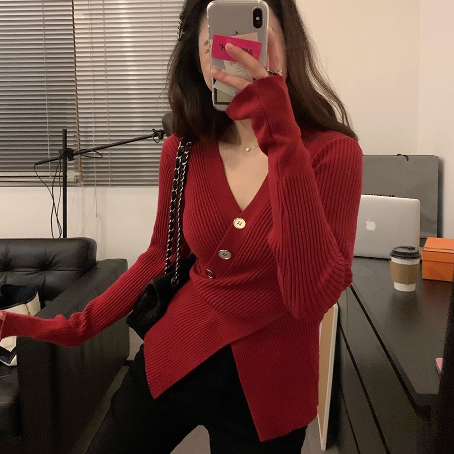 设计感小众毛衣打底衫女秋冬长袖显瘦V领针织衫A08181