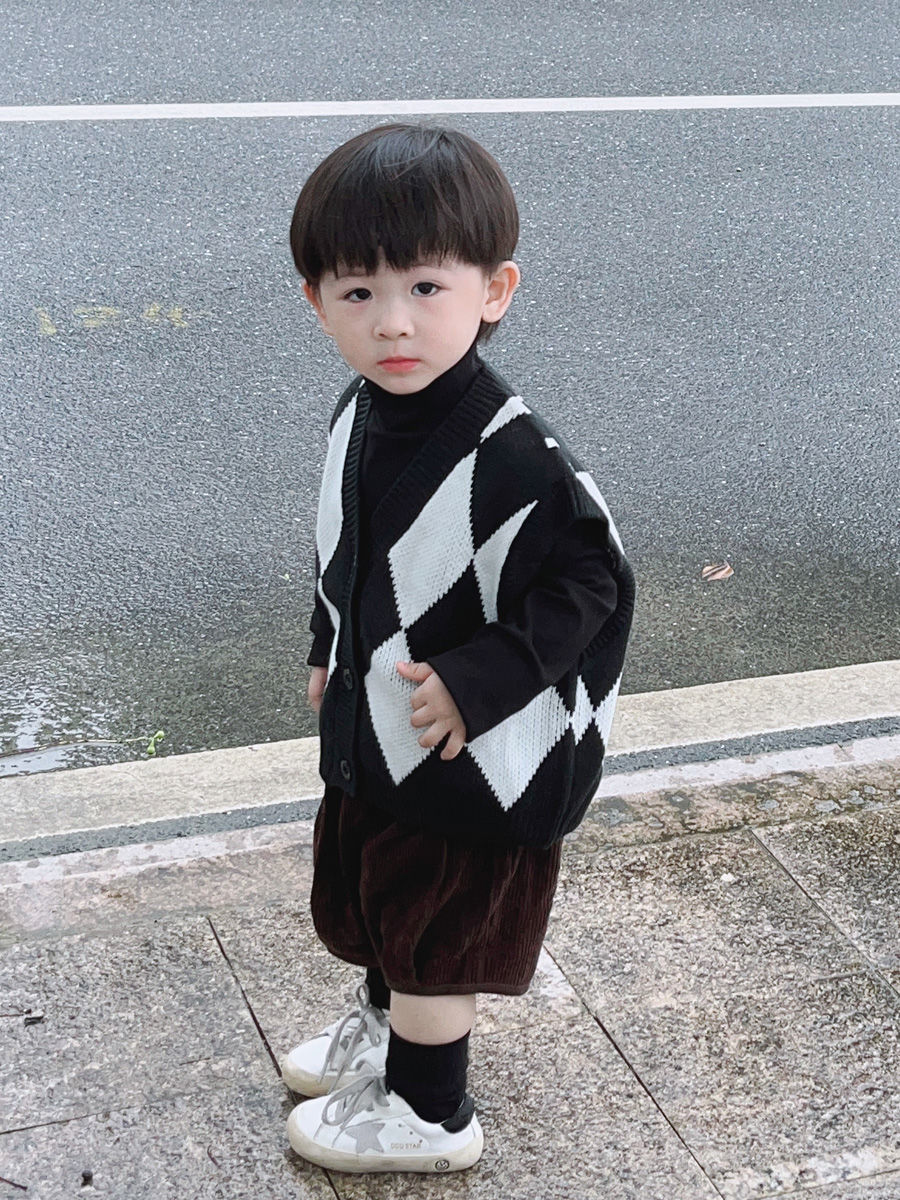 男童无袖毛衣马甲儿童秋季背心2023春秋中小童菱形针织宝宝毛线衣