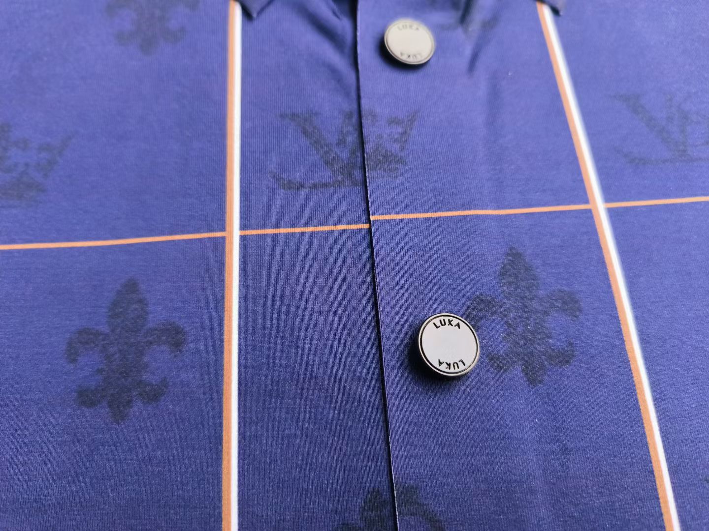 一线品牌男装路家 请按直播间号码牌拍订单 多选