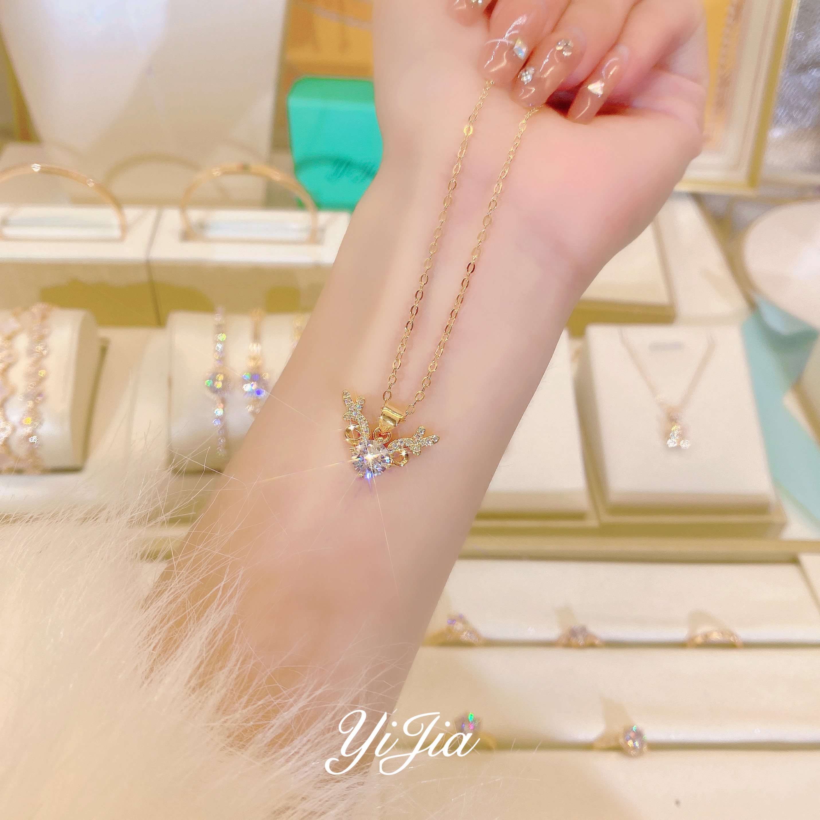 铜合金合成锆石项链 时尚【一鹿有你】FS778香槟色气质轻奢百搭元旦