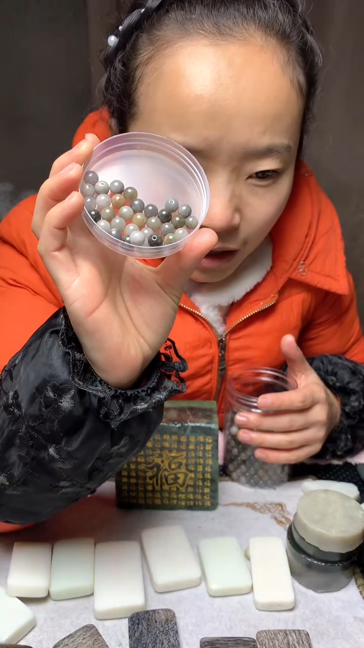 【闪购商品】和田玉散珠108卡8未镶嵌多样性发货