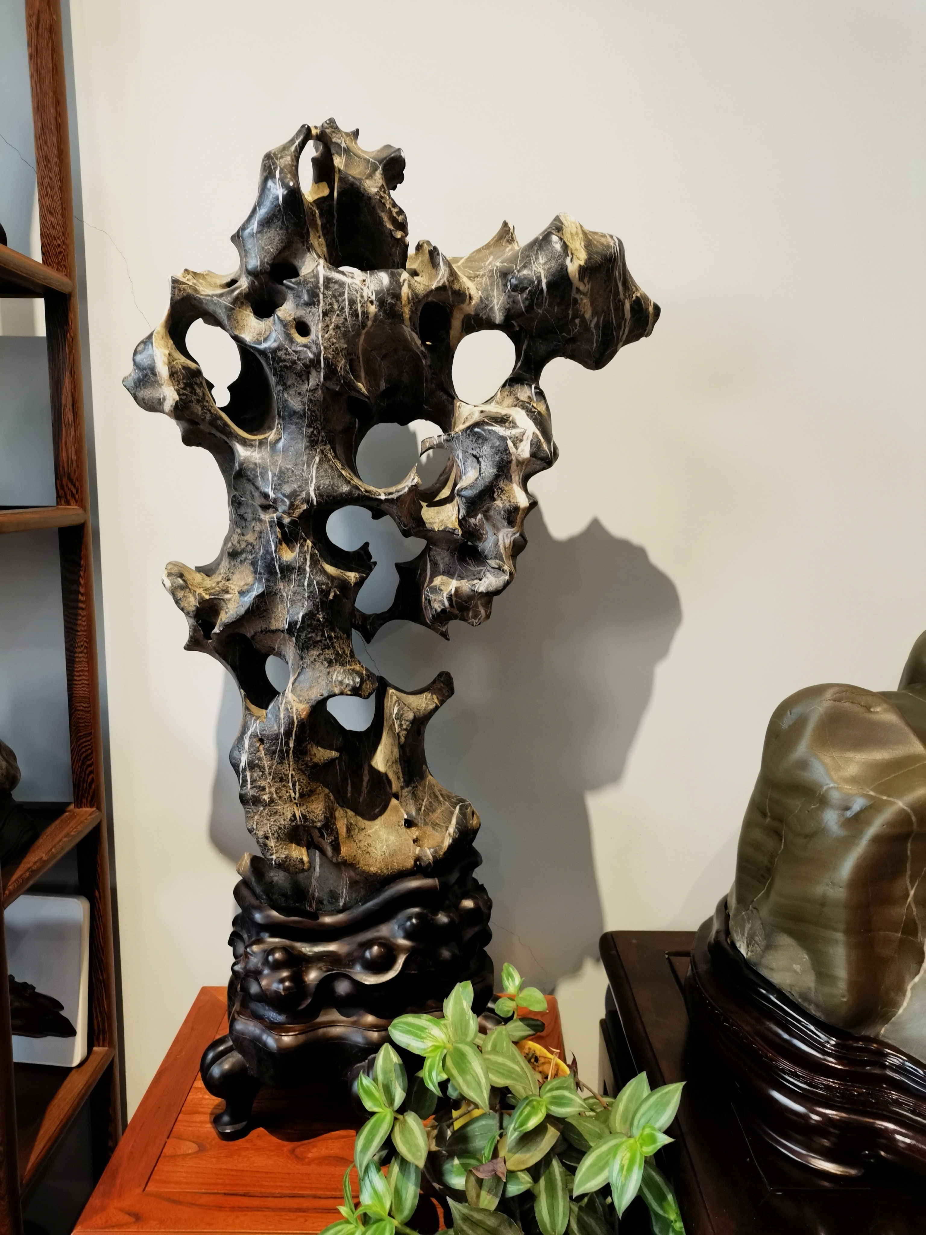 太湖石老皮南太湖奇石桌面高端摆件收藏精品