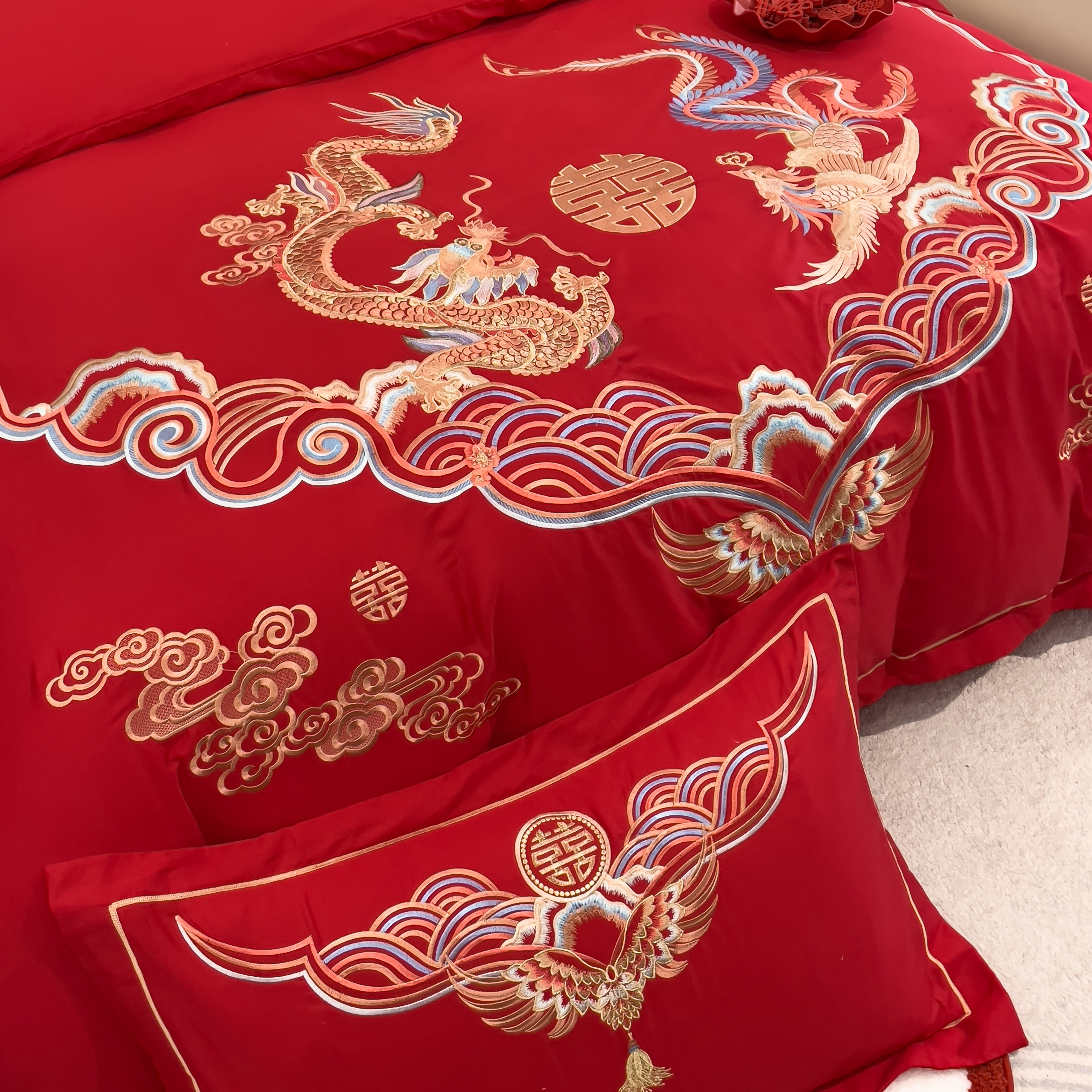 结婚龙凤呈祥刺绣大红被套婚庆套件重工绣花大龙大凤床上四件套