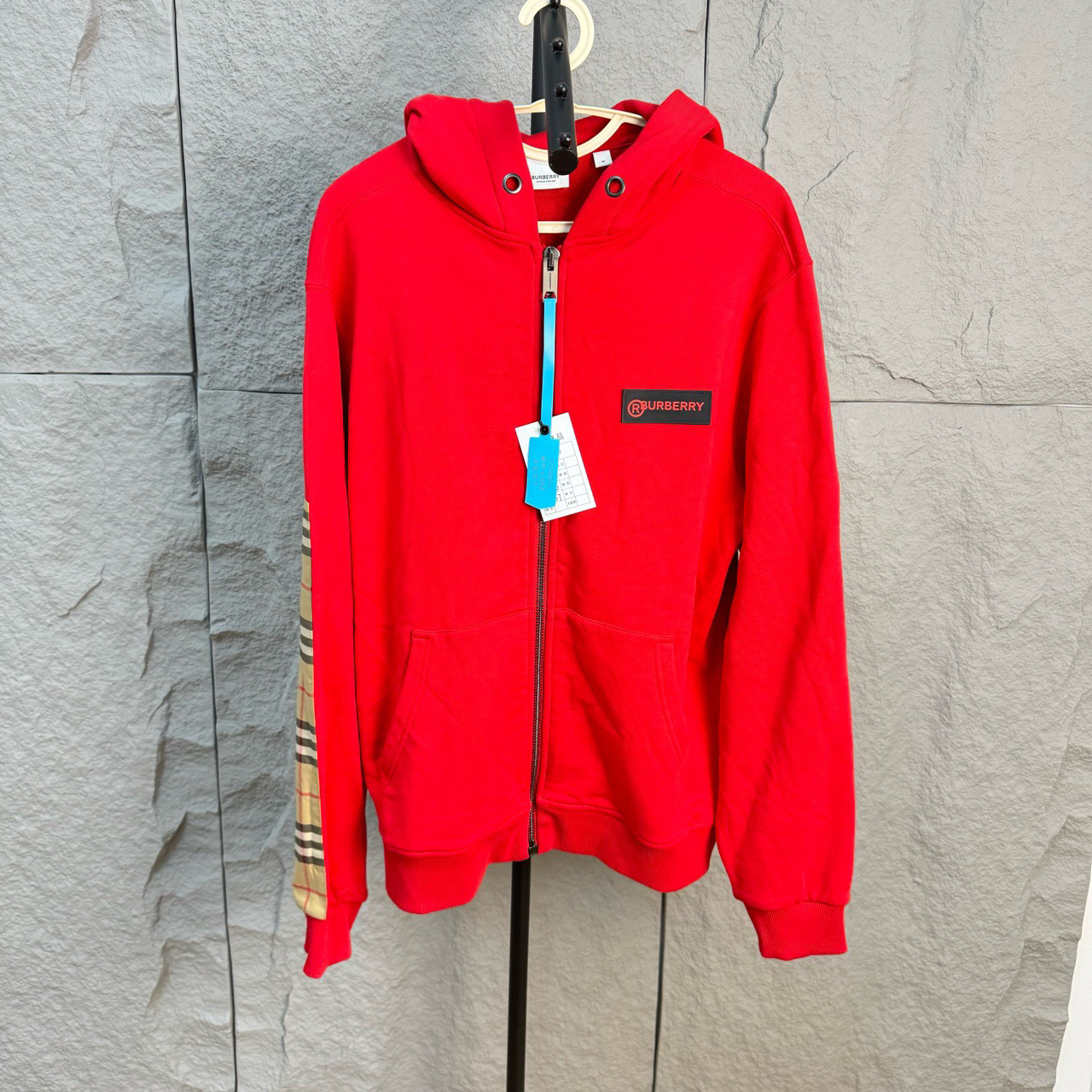 99新 BURBERRY/博柏利 红色手臂格纹夹克外套/M码/YS000450