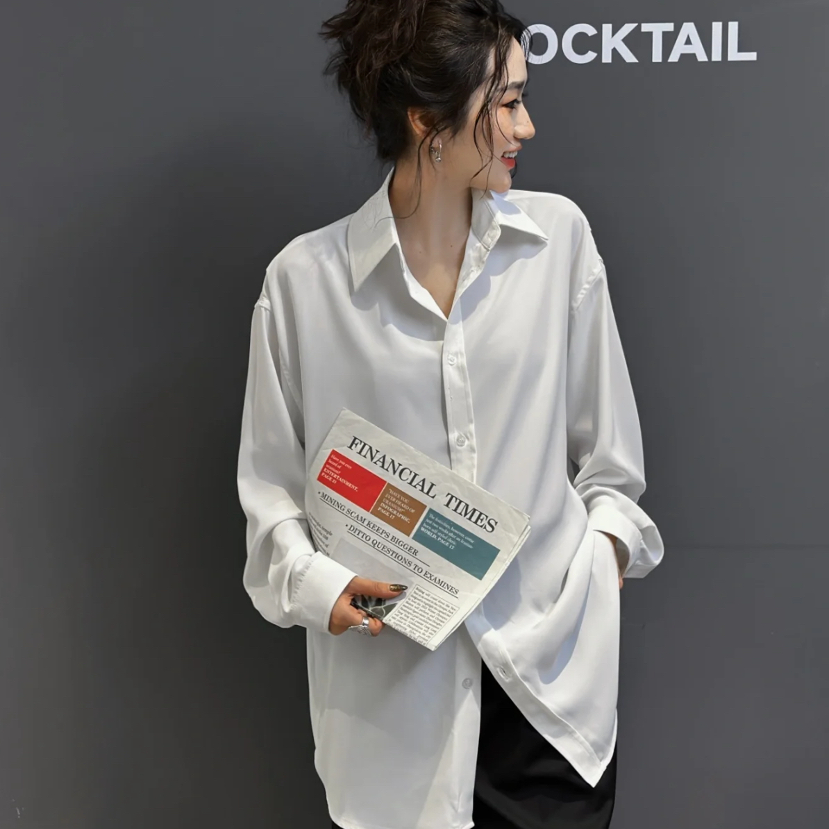 99新 Balenciaga/巴黎世家 白色水钻长袖衬衫 34码 CL00816