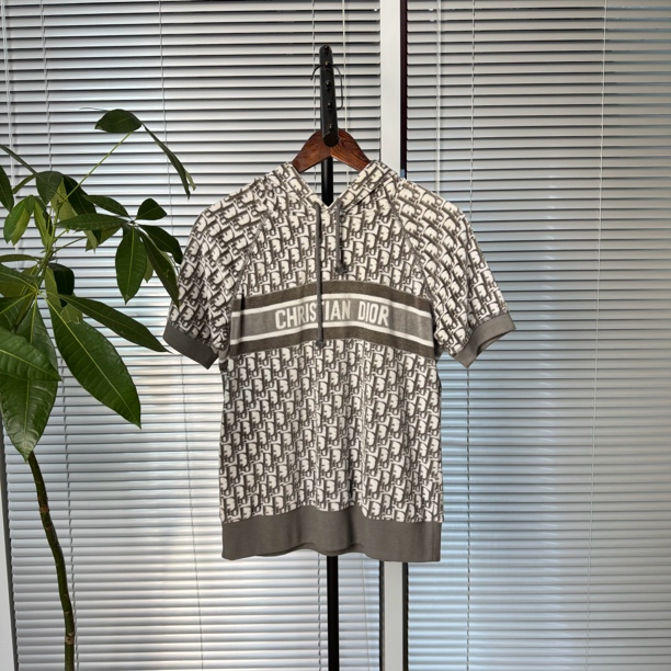 99新 DIOR/迪奥 满印logo法兰绒短袖帽衫 S码 cl01949
