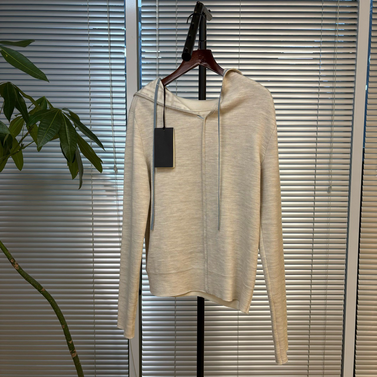 99新 FENDI/芬迪 内里满印卫衣 38码 CL01820