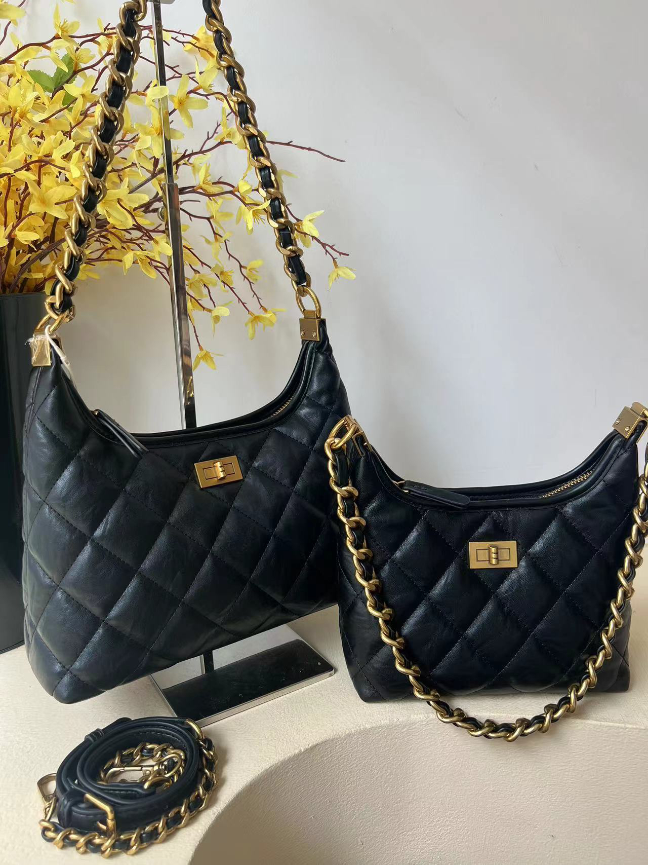 包包女2024年新款腋下包菱格链条包小众简约气质高级单肩斜挎包