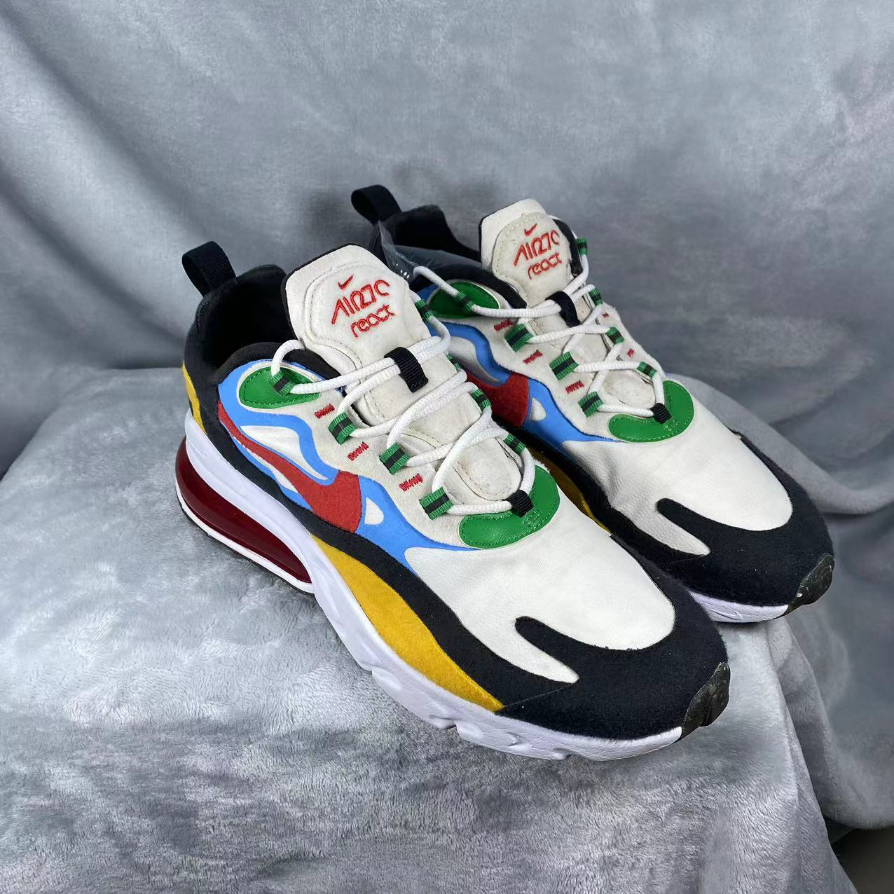 42码 9成新 鞋帮瑕疵 耐克AIR MAX 270 REACT气垫运动休闲跑步鞋