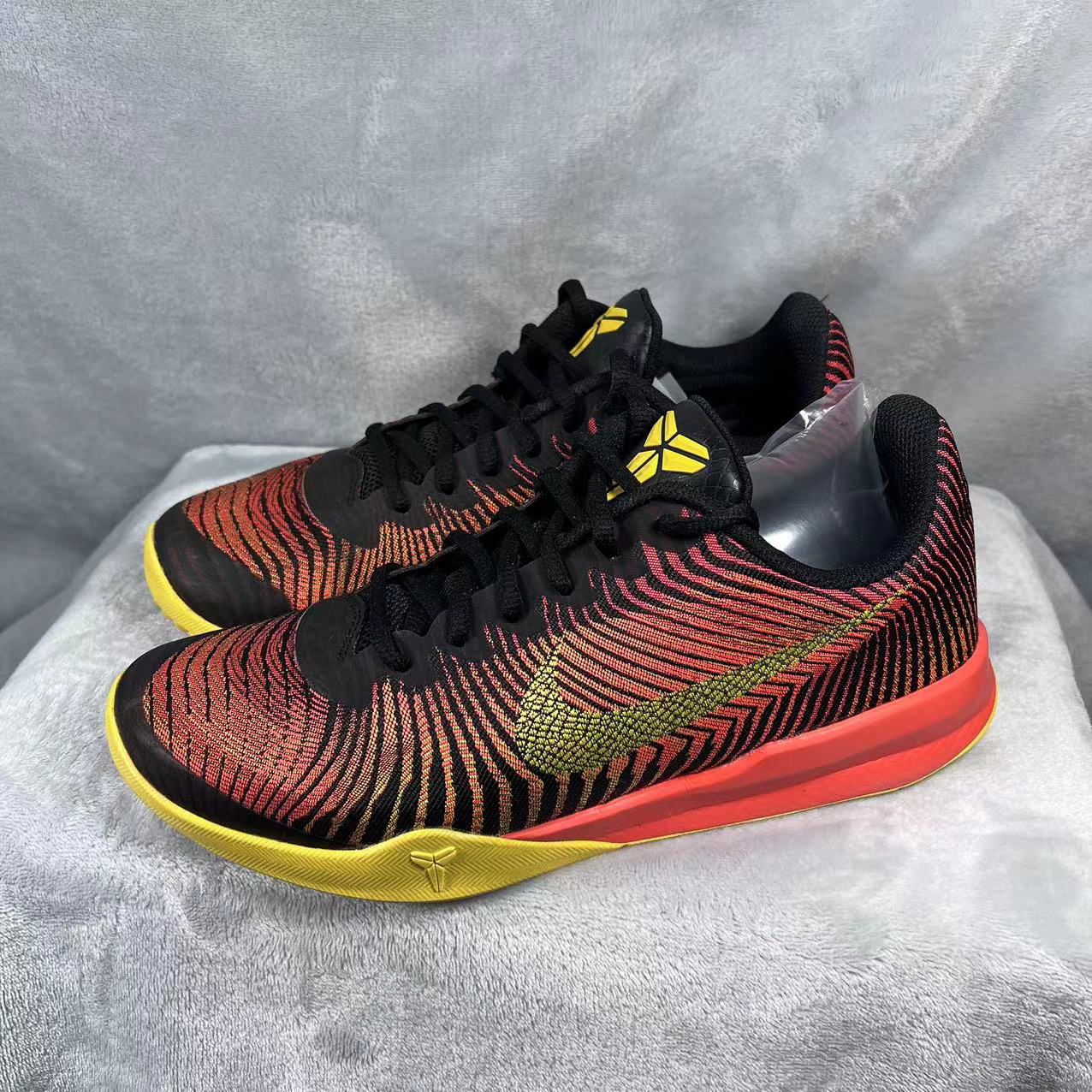 41码 95成新 Nike/耐克 科比曼巴精神2代运动篮球鞋