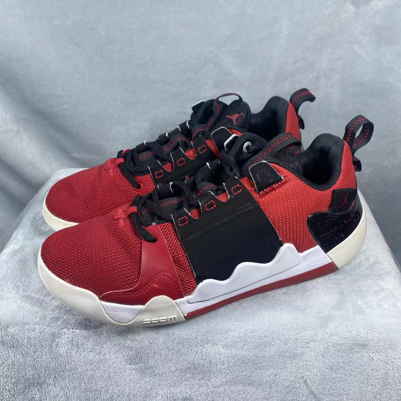 42码 九成新 耐克 JORDAN ZOOM ZERO 男子篮球鞋