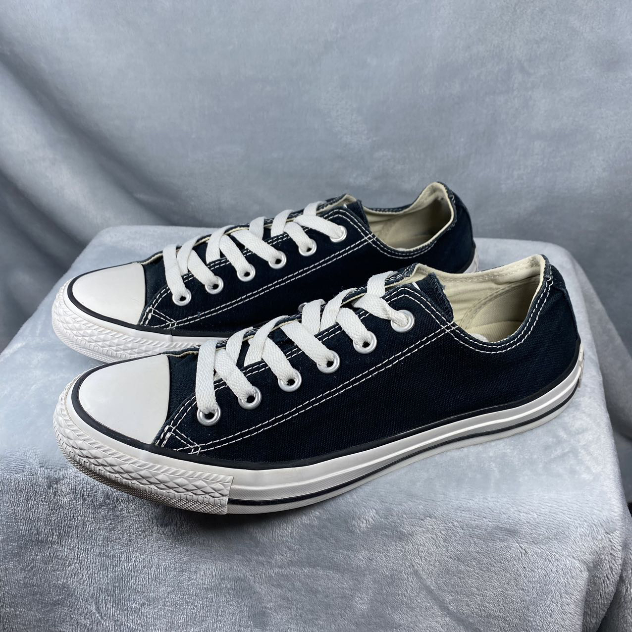 41码 匡威 all star 经典帆布鞋 9新 公价699