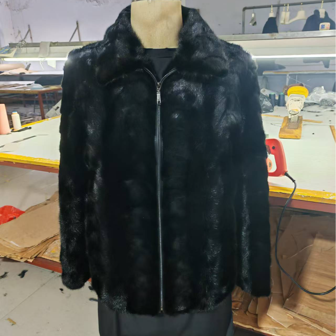 方领时尚休闲水貂夹克黑色翻领