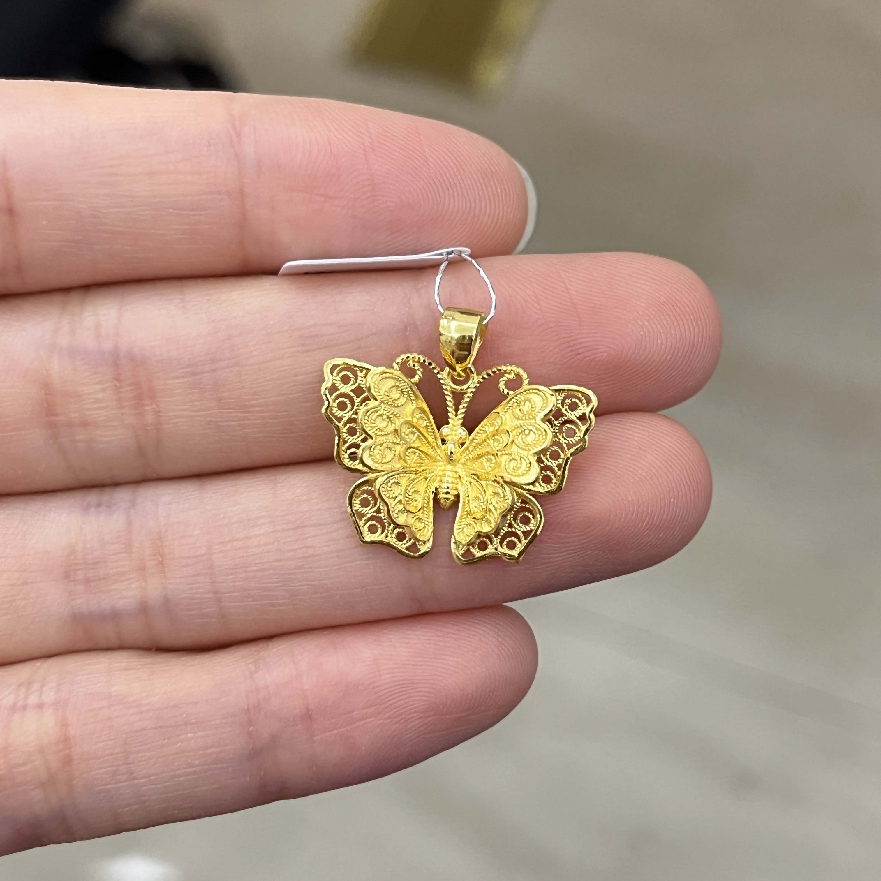 花丝蝴蝶吊坠瓜子扣足金999 精致百搭气质典雅