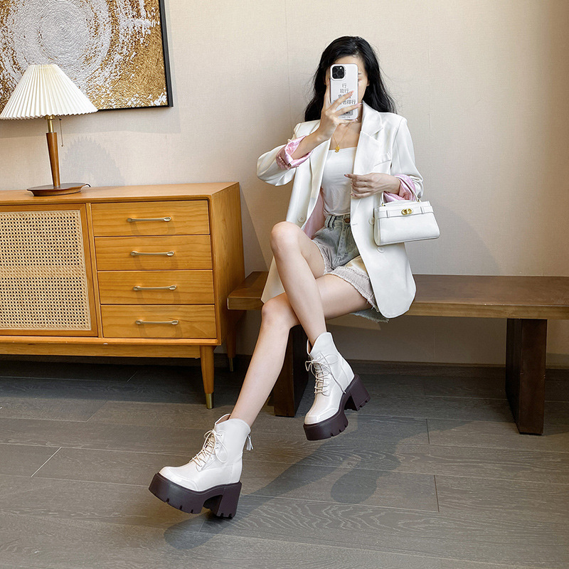 内增高12cm白色短靴松糕厚底小个子今年流行爆款拼色小码马丁靴33