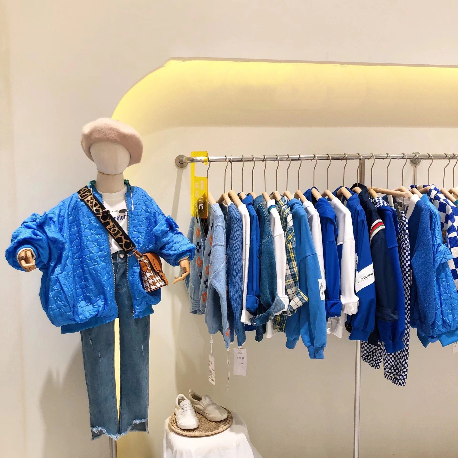 2023晗旸妈妈童装店（No退No换，备注编码）