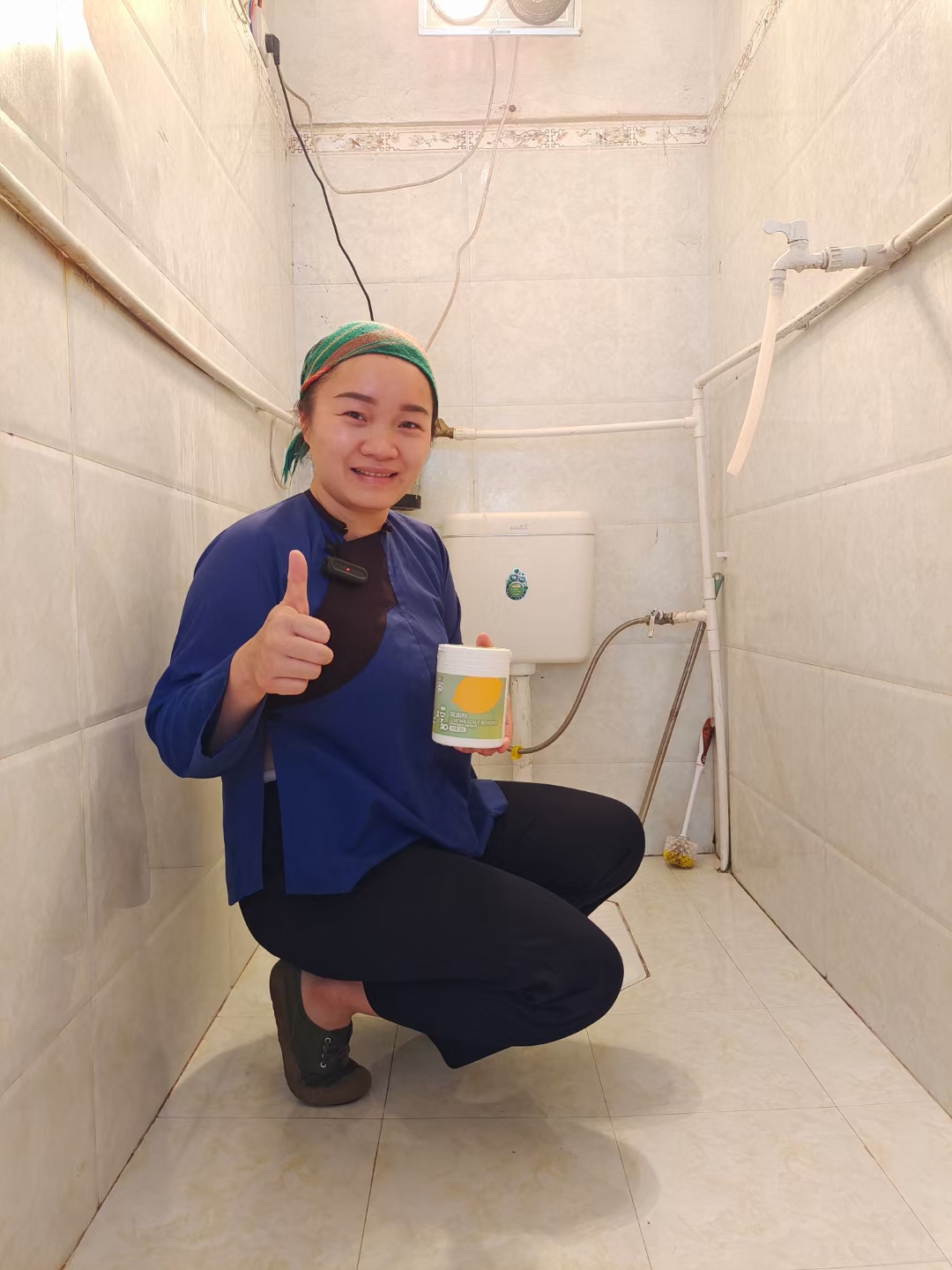 咩母刷厕所的水晶颗粒