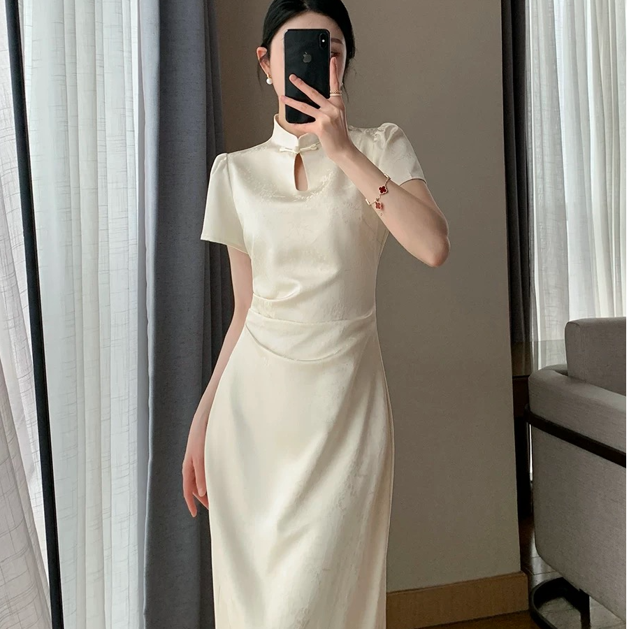 小奈家女装小众显瘦百搭收腰气质初恋设计感裙子