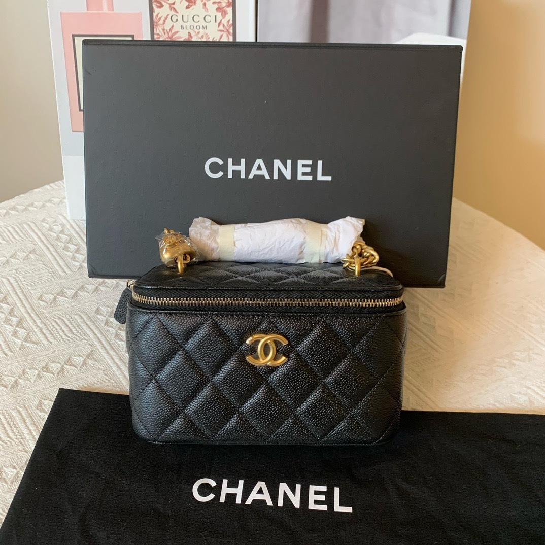 全新未使用 Chanel/香奈儿 24P 黑金 爱心调节扣长盒子（定金）
