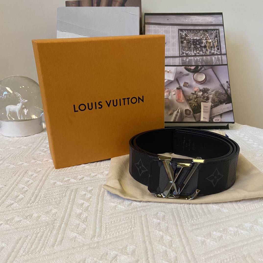 未使用 LouisVuitton/路易威登 85码 经典款黑花皮带