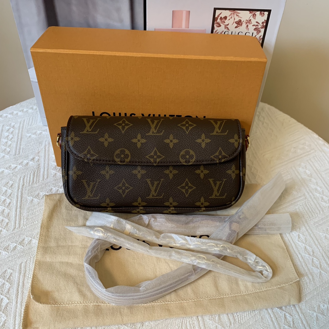 未使用 LouisVuitton/路易威登 ivy 老花腋下包