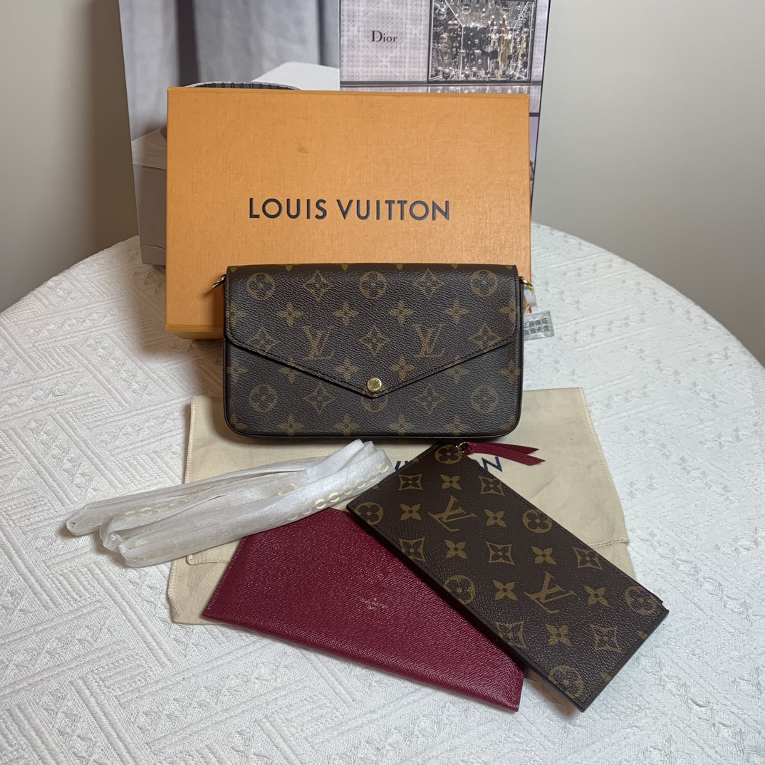 全新未使用 LouisVuitton/路易威登 新款麂皮内里三合一芯片款