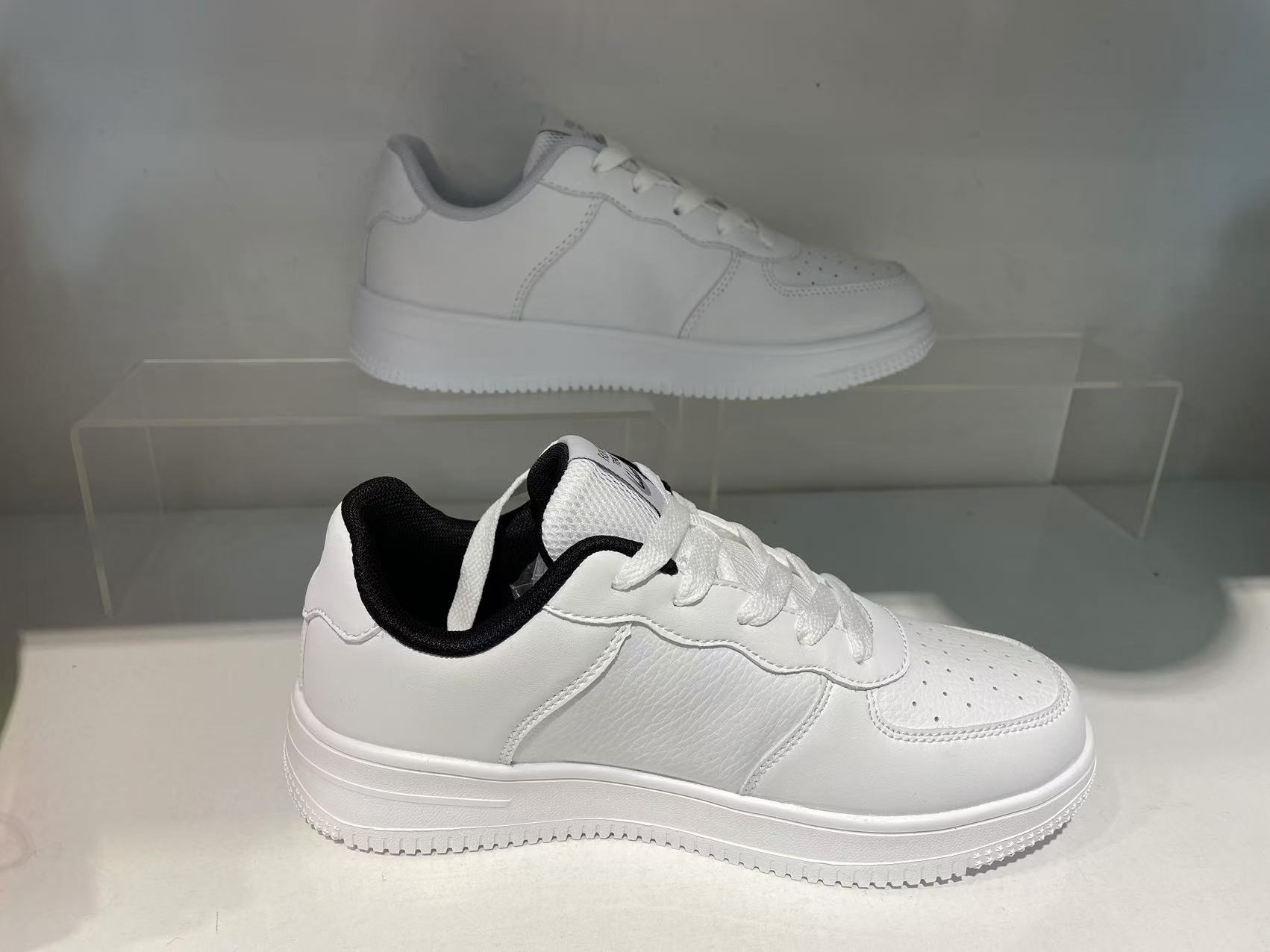 小白鞋男女同款情侣鞋时尚百搭软底软皮面休闲鞋