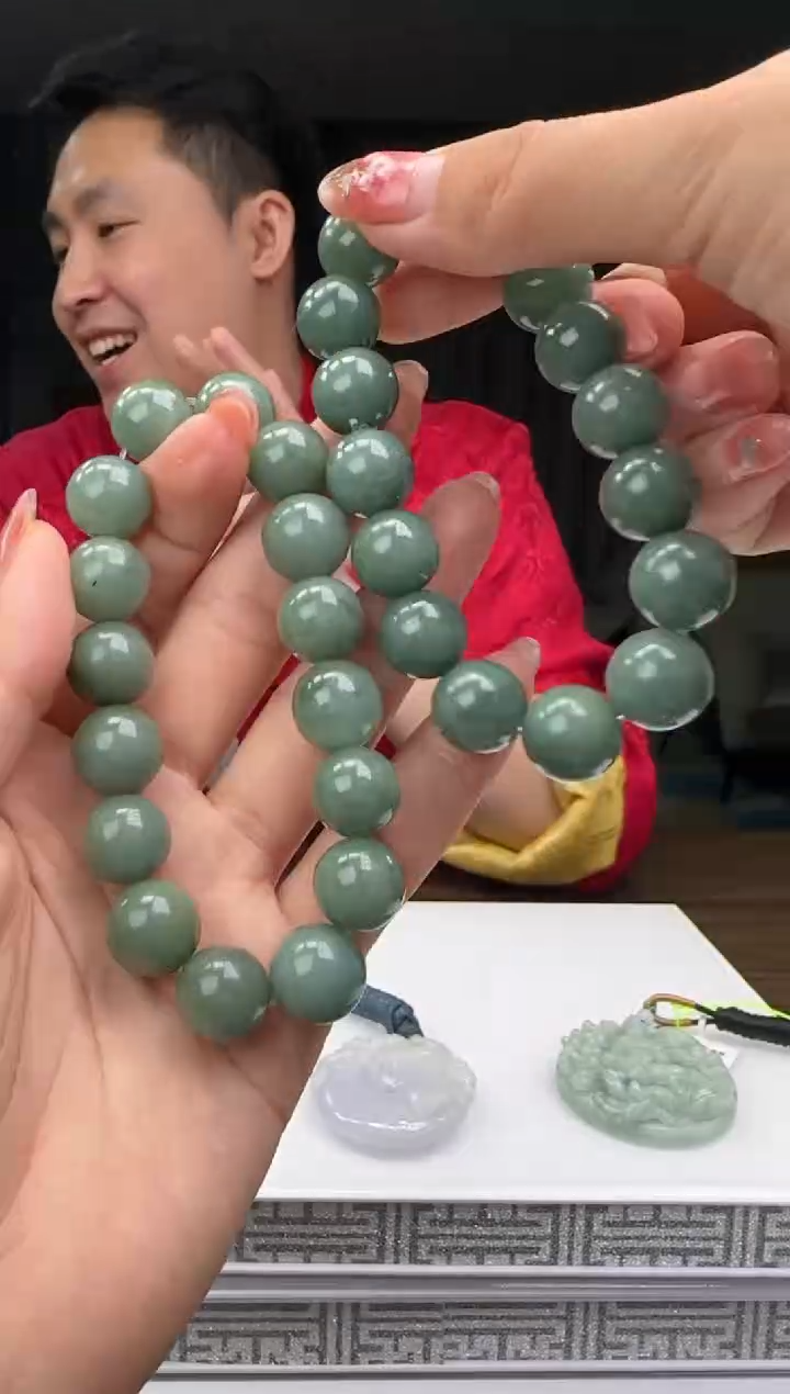 【闪购商品】翡翠手串未镶嵌多样性发一FJ@@SW40108H026