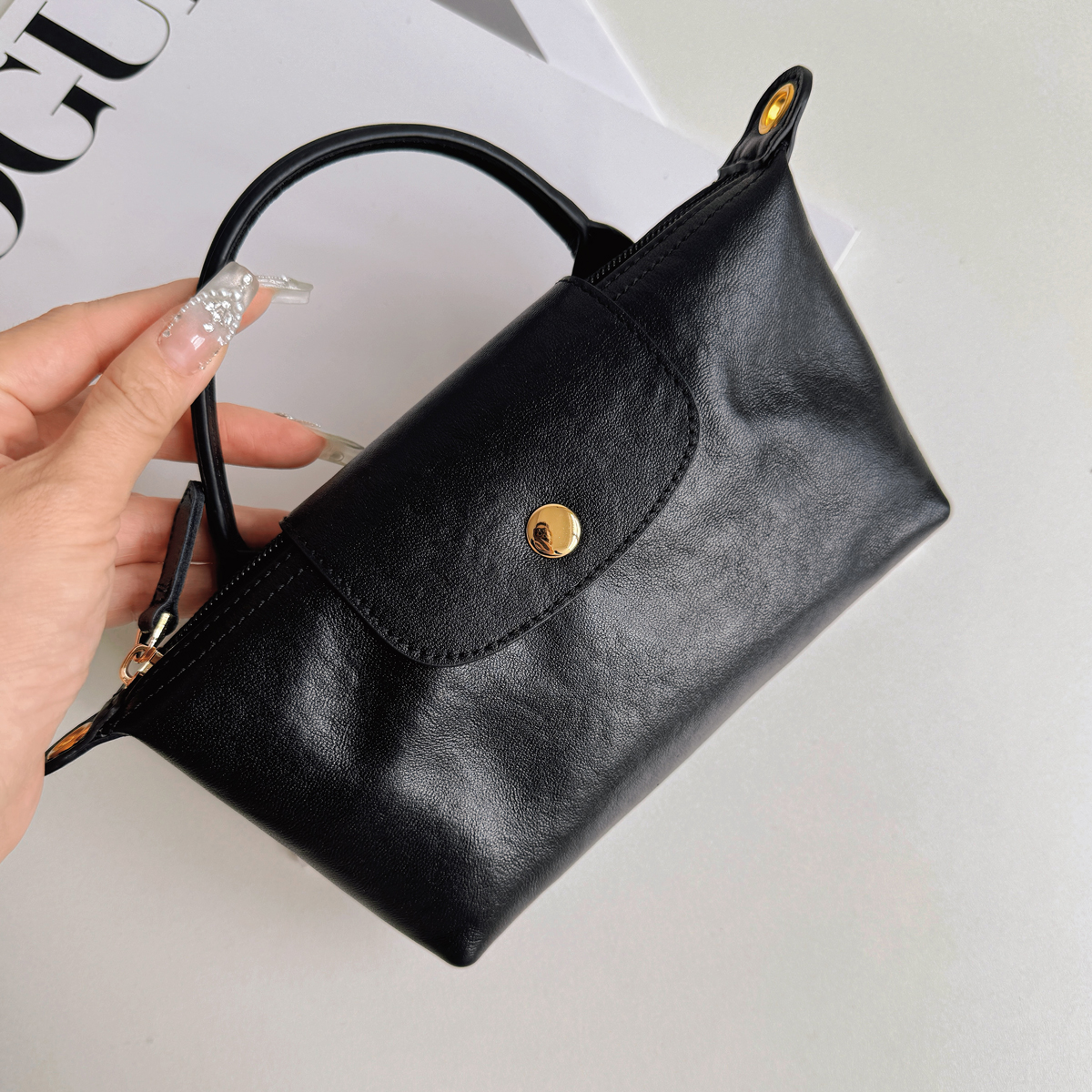 秋冬新款植鞣牛皮饺子包复古高级感手提软皮迷你斜挎包手机包