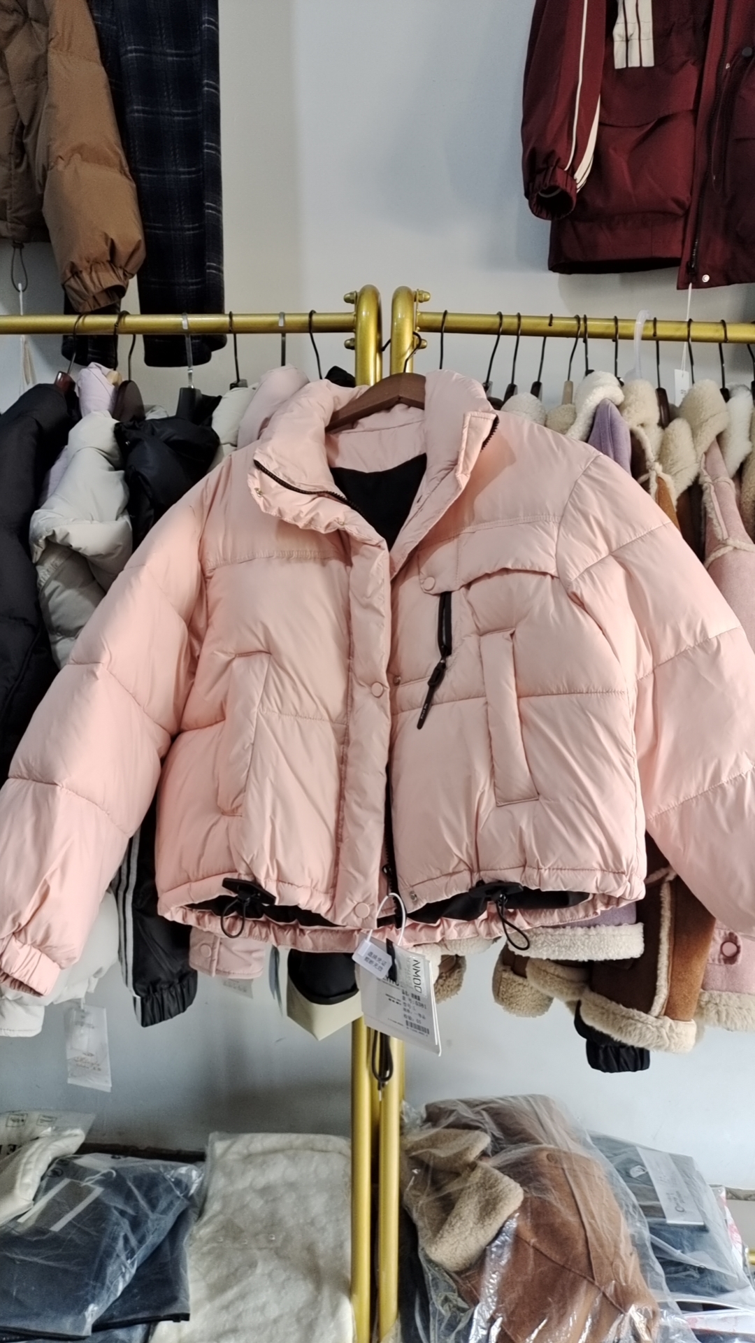 秋冬加绒连帽上衣百搭女装保暖纯色加厚外套