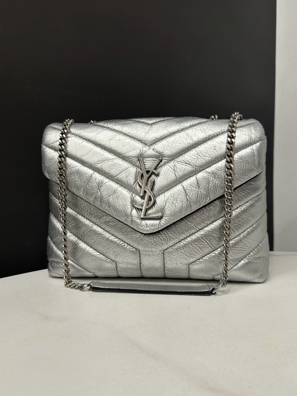 95新 YSL/圣罗兰 loulou银色链条包23cm/0294061829