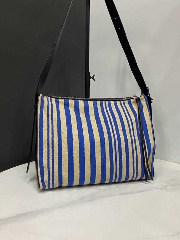 95新 LOEWE/罗意威 条纹Berlingo单肩包38cm/JJ04080905