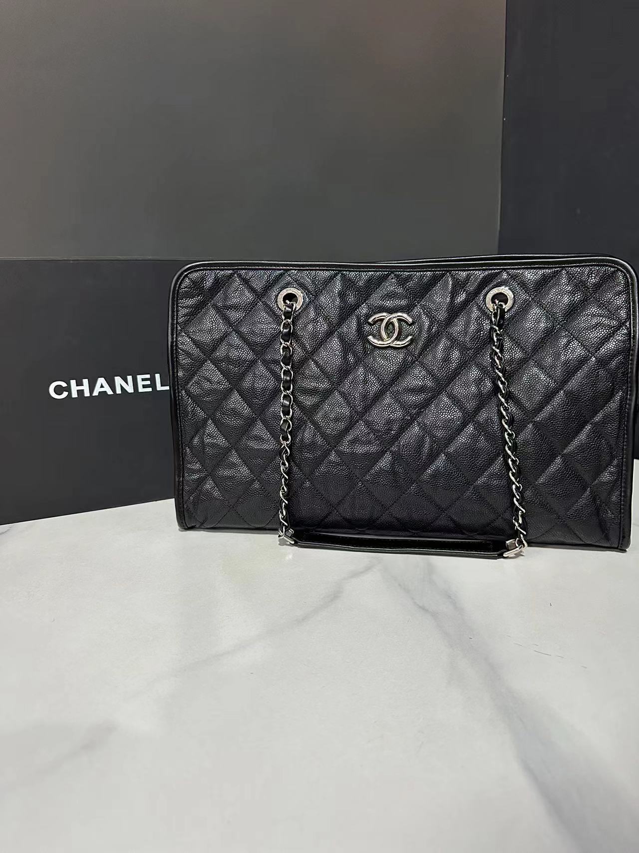 95新 Chanel/香奈儿 黑银鱼子酱托特包/17开37cm/0035042703