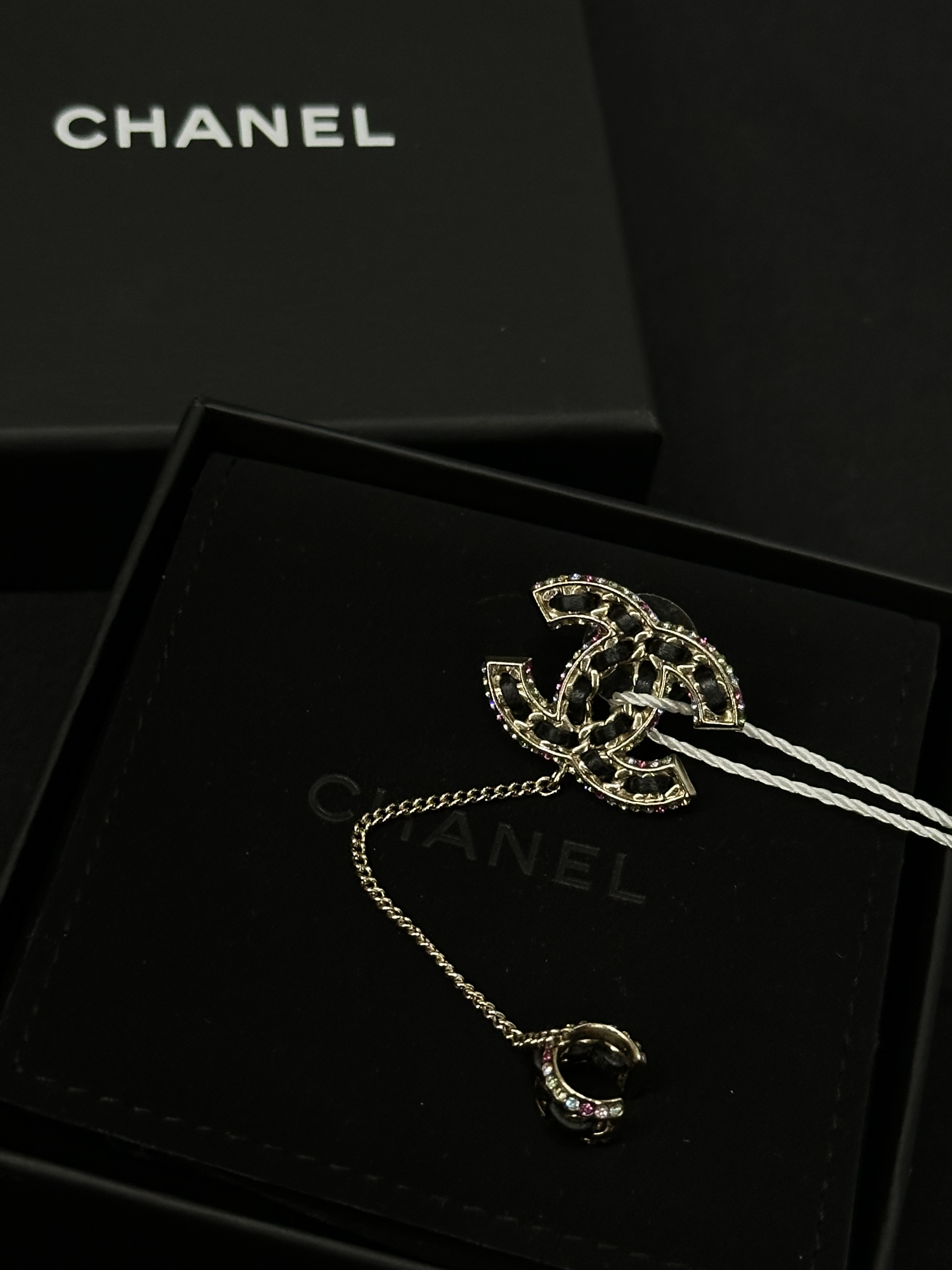 95新 Chanel/香奈儿 21P彩钻皮穿双C耳钉/HK40281224