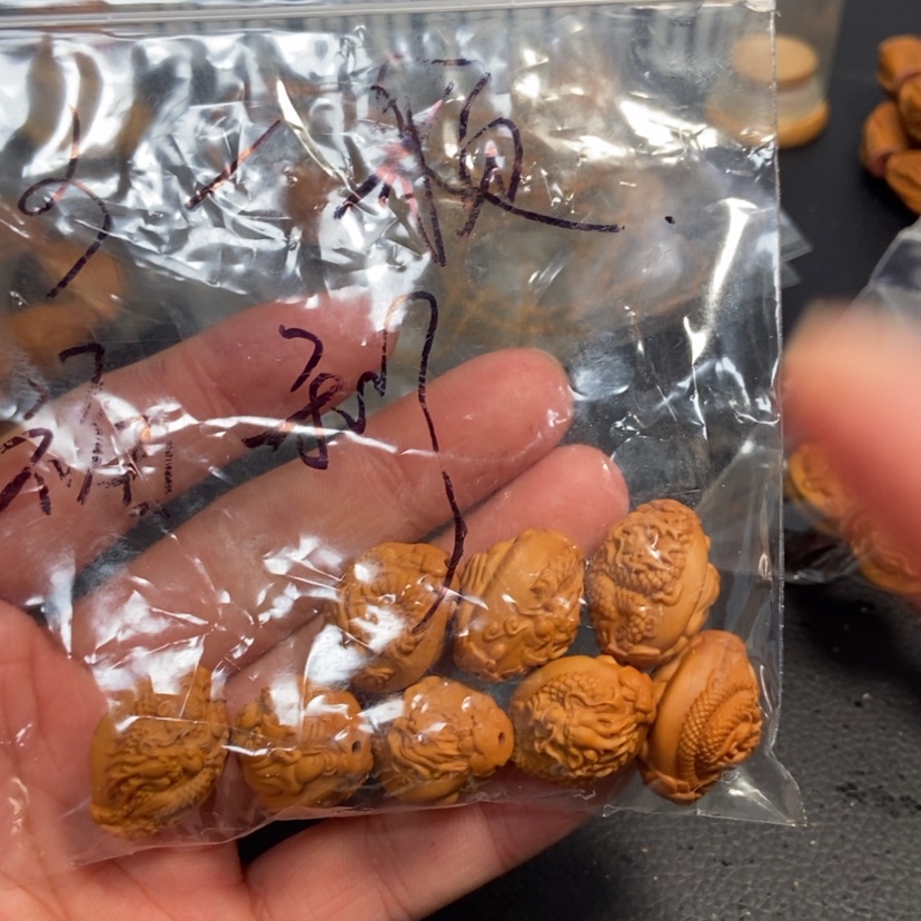 【闪购商品】橄榄核核雕