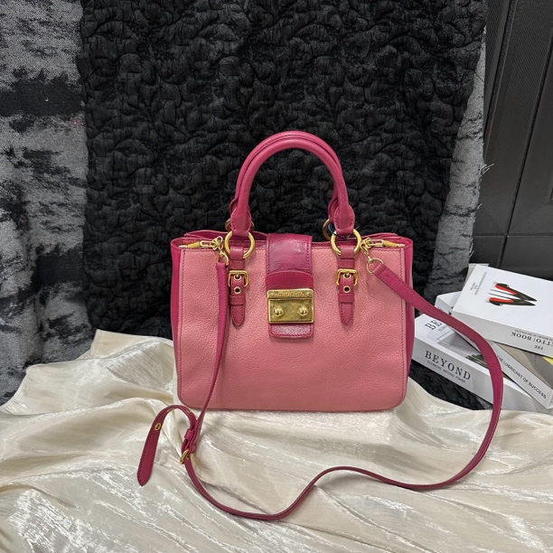 95新 MIU MIU/缪缪 miumiu 斜挎包