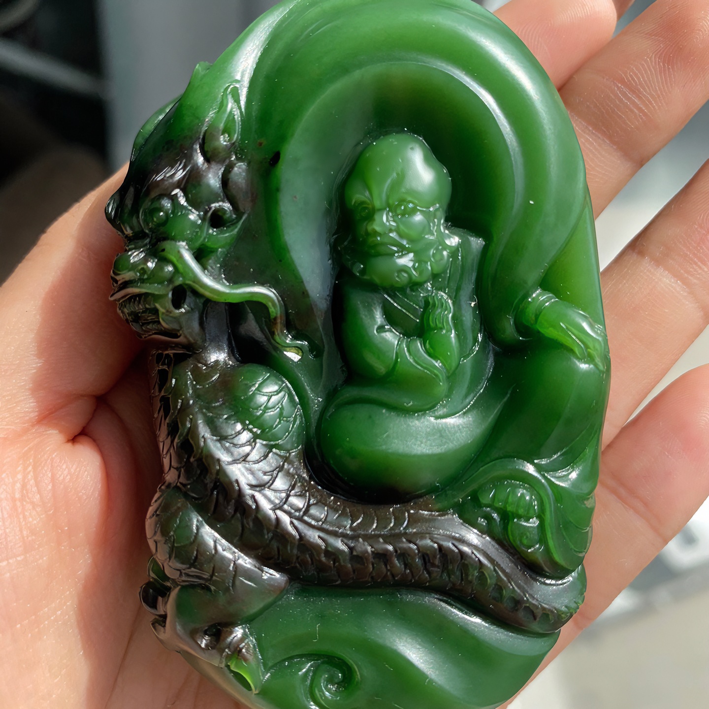 和田玉碧玉降龙罗汉手把件