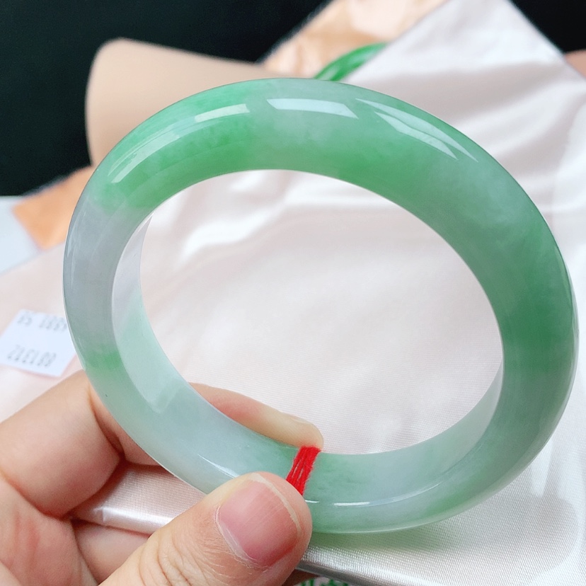 【闪购商品】翡翠手镯未镶嵌