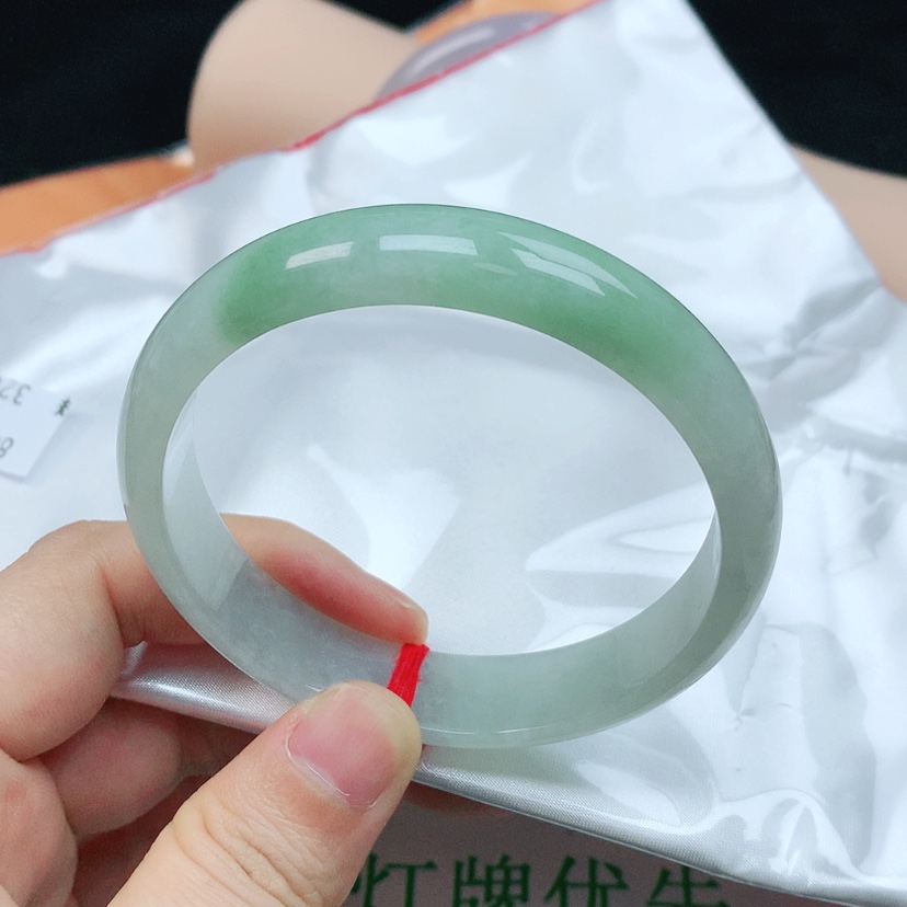 【闪购商品】翡翠手镯未镶嵌