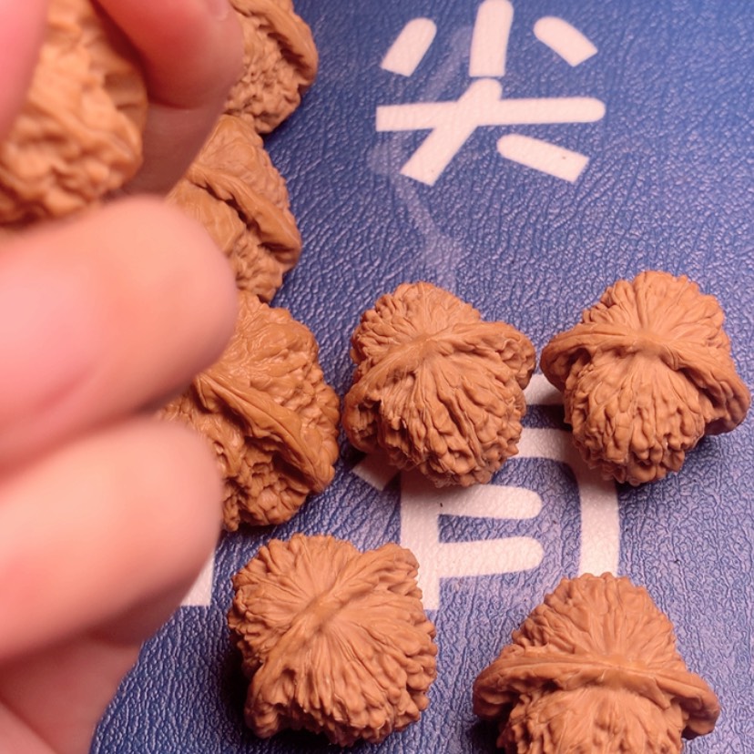 【闪购商品】文玩核桃吊坠谷****）