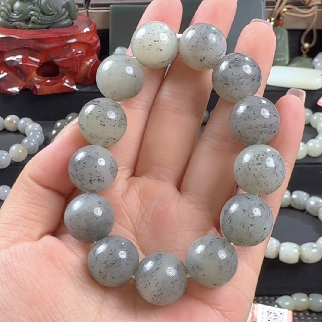 和田玉若羌点墨青花卡16圆珠14颗