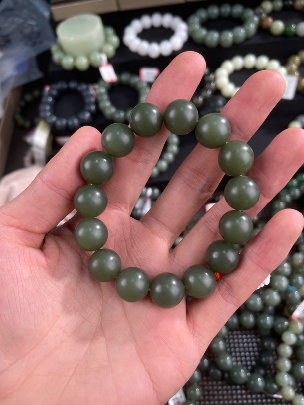 每一刻和田玉新疆梅青籽圆珠
