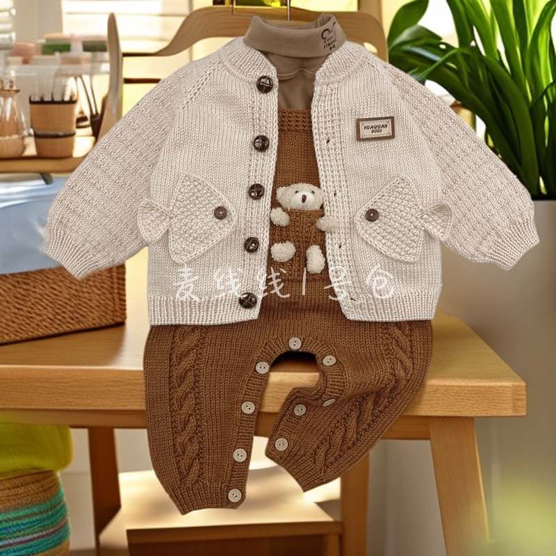 26#+5#组合色（棒球领小鱼开衫+小熊口袋背带裤）材料包（非成品）