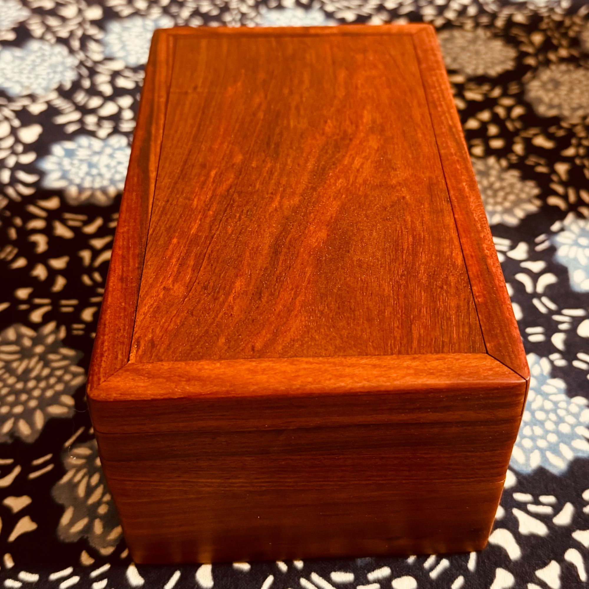 独板非洲小叶紫檀机关盒复古小盒子鲁班机关盒木质首饰盒收藏盒