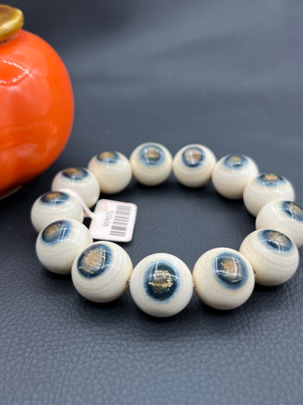 猛犸牙精品蓝眼睛18mm手串