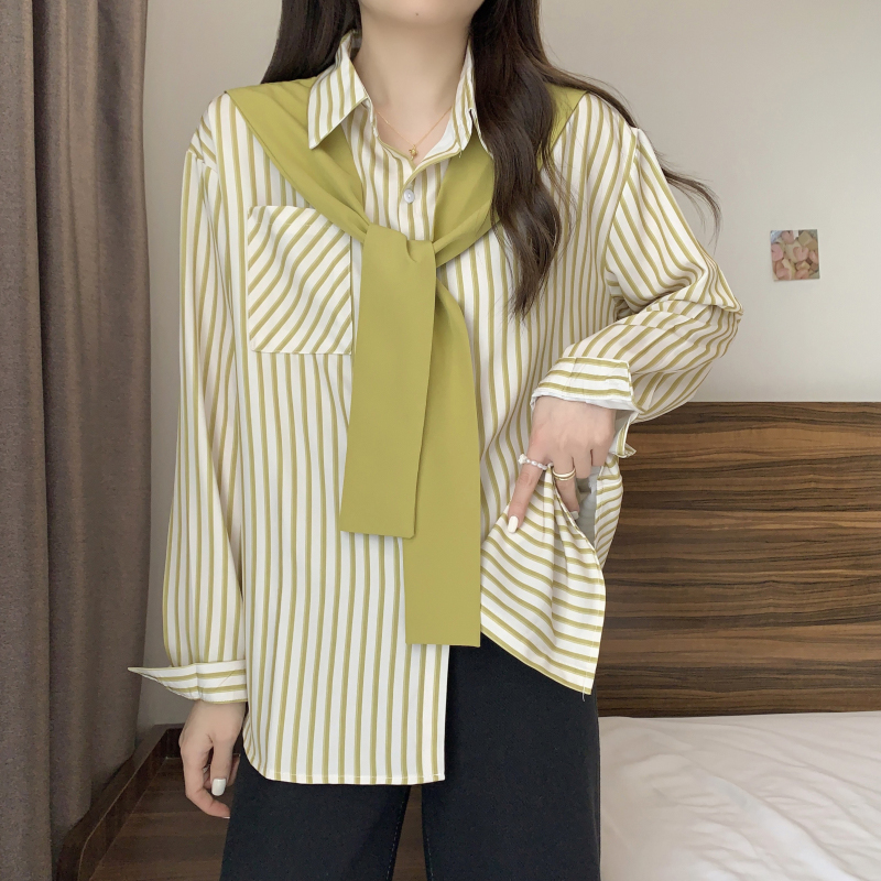 J微胖mm大码假两件时尚独特披肩宽松显瘦ins港风条纹长袖开衫衬衣