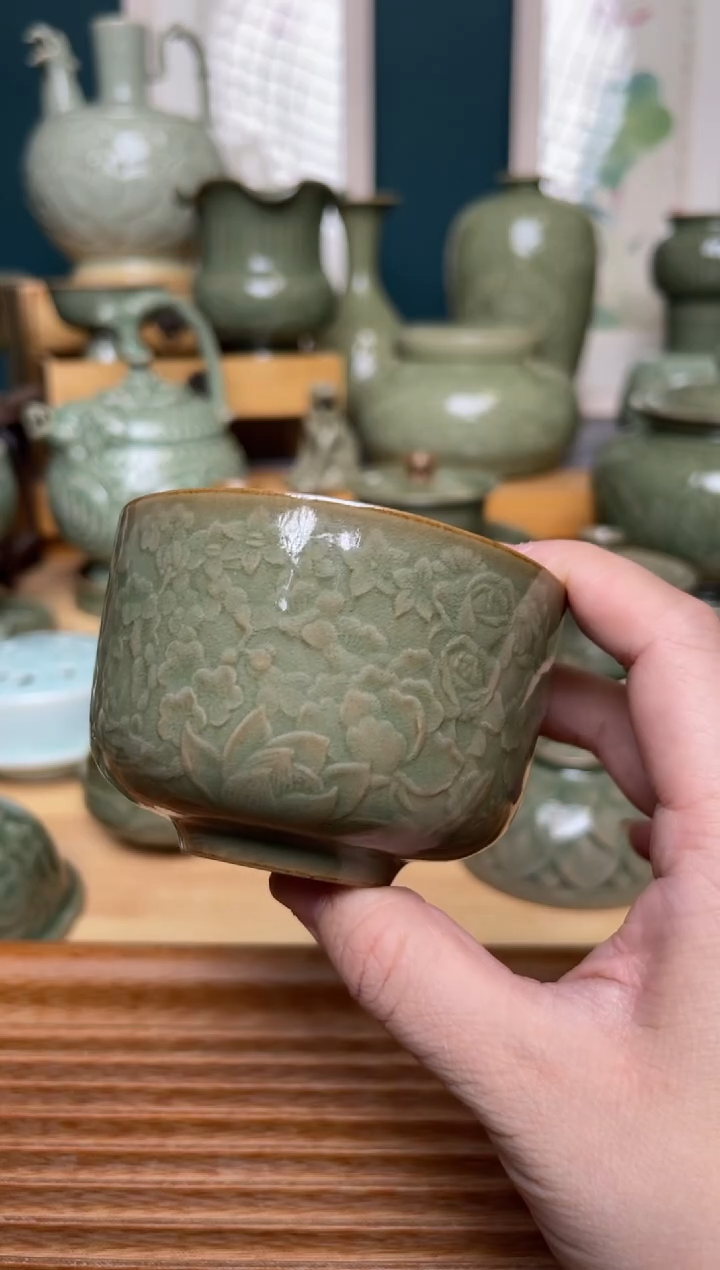 【闪购商品】瓷其他秘色百花不落地纹饰缸杯